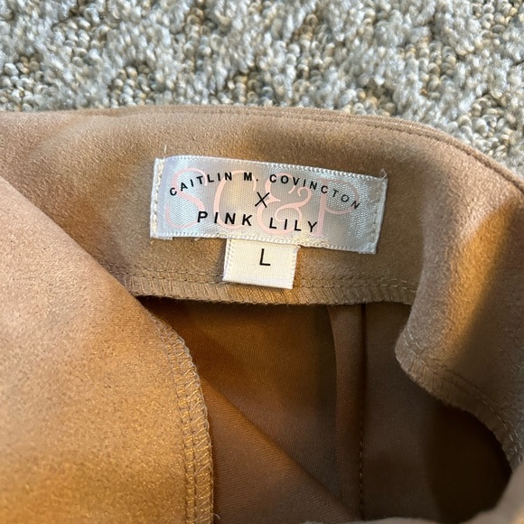 Pink lily Caitlin Covington skirt - Picture 2 of 2